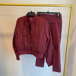 Alo Yoga Burgundy Jacket and Leggings Set Size M #Lux-X